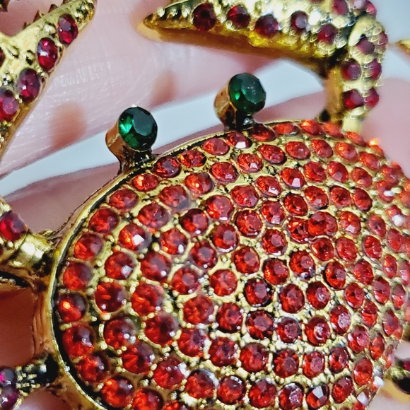 Red crab brooch Heidi Daus pin queen crab vintage crystals gold sparkly - Picture 14 of 16